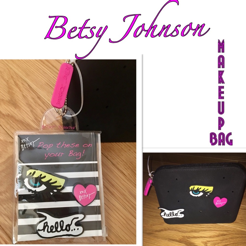 ❗️Moving SALE FINAL❗️ Betsy Johnson Cosmetic Bag